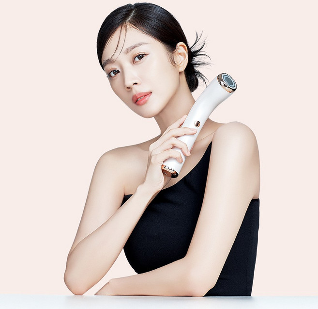 바디앤 글로우쎄라 얼굴 마사지기 고주파 물방울초음파 조보아 뷰티 디바이스