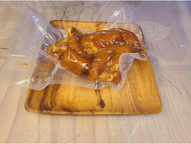 [요리하는남자들] 존쿡 슈바인학센 독일 앞다리 앞족 족발 학센 미니족 통족발 650g, 1개