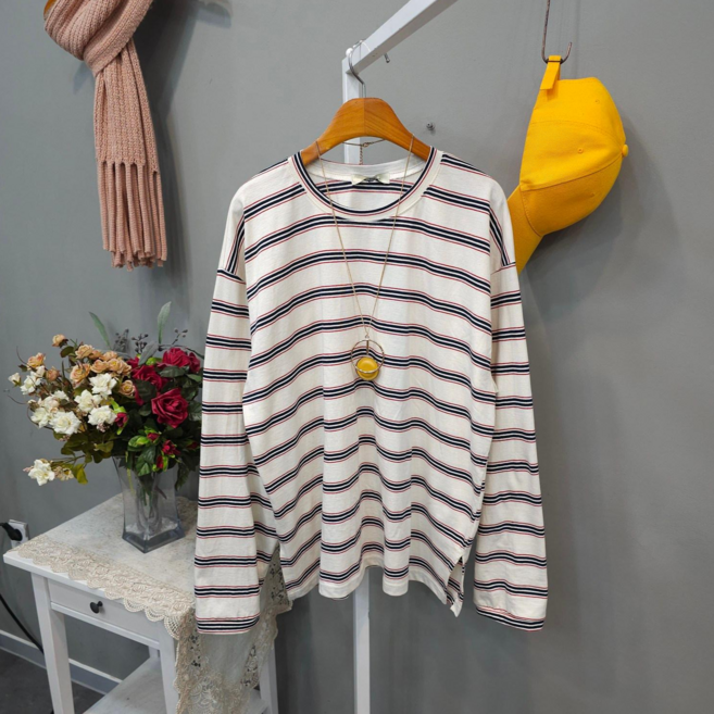 피크 스트라이프 긴팔티셔츠