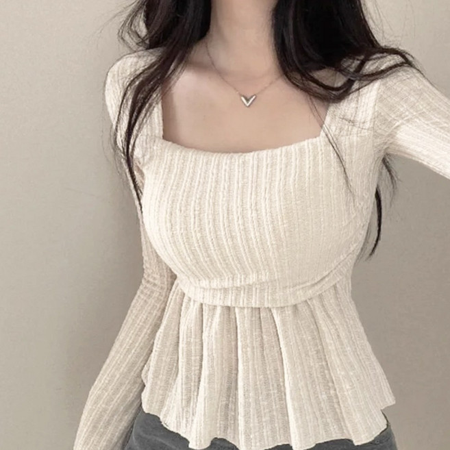 에스알비 프릴 나팔 소매 니트