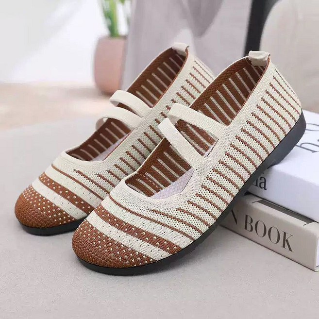 쌍천 엄마 할머니 여름 신발 미끄럼방지 샌들 부드러운 캐주얼 통기성 슬립온 댄스단화 발편한 스니커즈 할머니 샌들 쌍천 A26042118