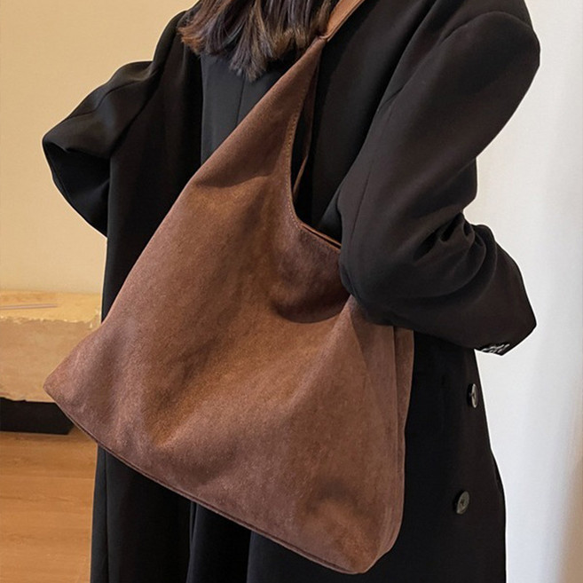 [CTK] 스웨이드 호보백 보부상 가방 숄더백 빅백 데일리백 폭군의 셰프 윤아 가방