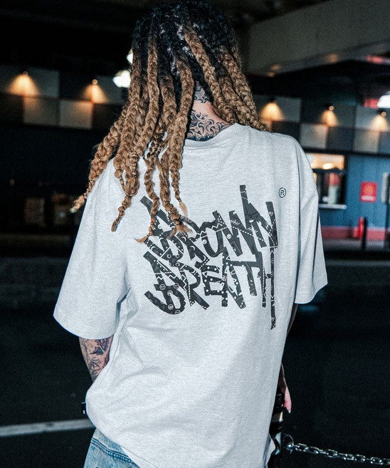 브라운브레스 PAISLEY TAG TEE - ASH