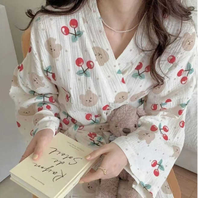 여성 홈웨어 가운 파자마 긴팔 요루면 패턴 잠옷
