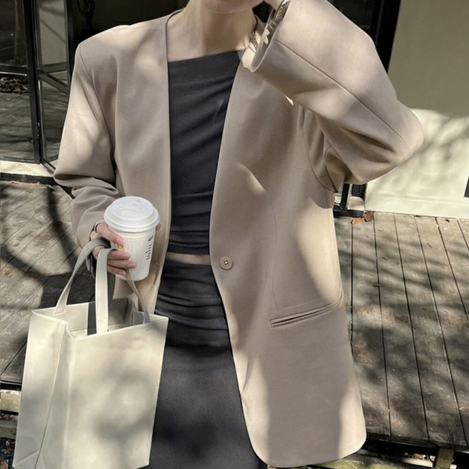 뉴욕멋쟁이 칼리오페 노카라 원버튼 하프 자켓