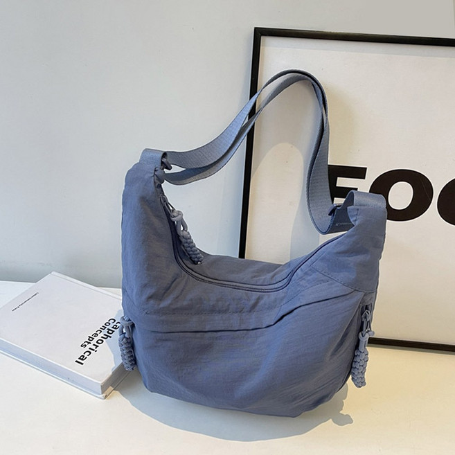 메이프린 데일리 캐주얼 반달 만두 크로스백