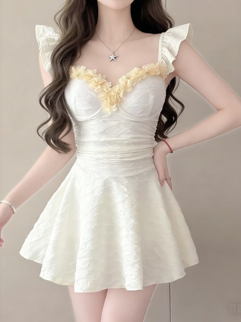 泳衣女2026新款性感絕美連體高級感吊帶荷葉邊遮肚顯瘦度假泡溫泉, L95-110斤