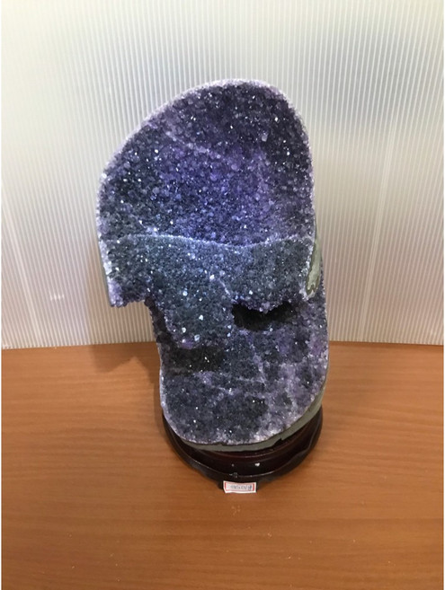 烏拉圭紫晶鎮 紫晶洞擺件 3501克 含木質底座, 1個, 紫