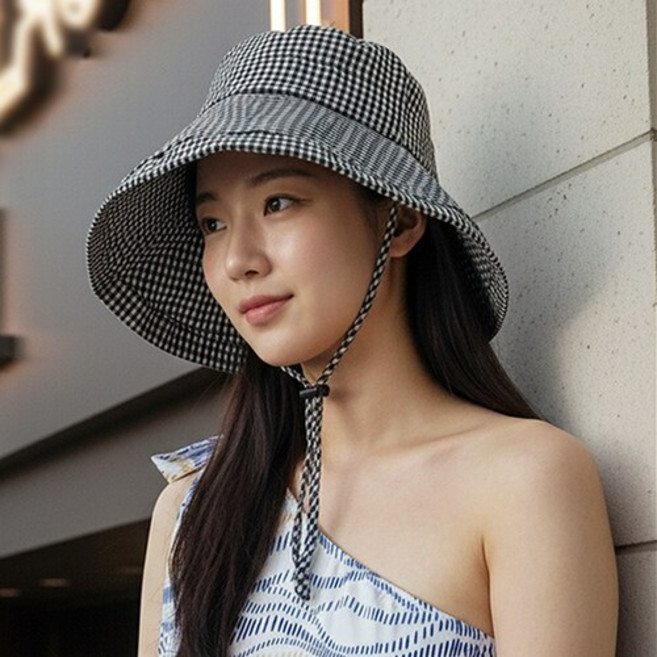 블랙루비스 여행룩 원피스 코디 체크패턴 와이드 버킷햇 UV차단 썬햇 SUN019