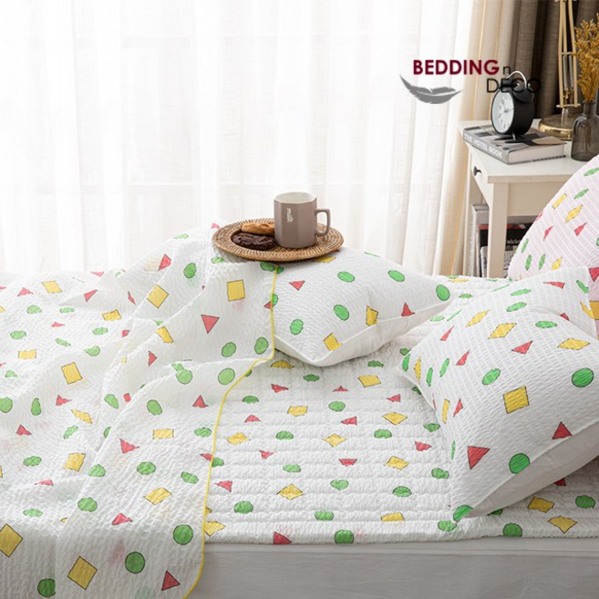 베딩앤데코 정품 캐릭터 짱구 시어서커 홑여름이불, 화이트