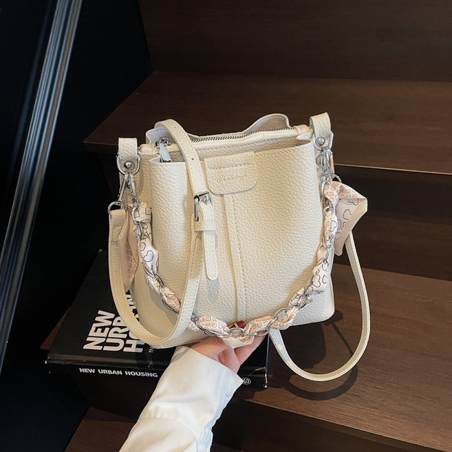 Quatma 숄더백 여행 통근 고급스러움 수납력 좋은 버킷백