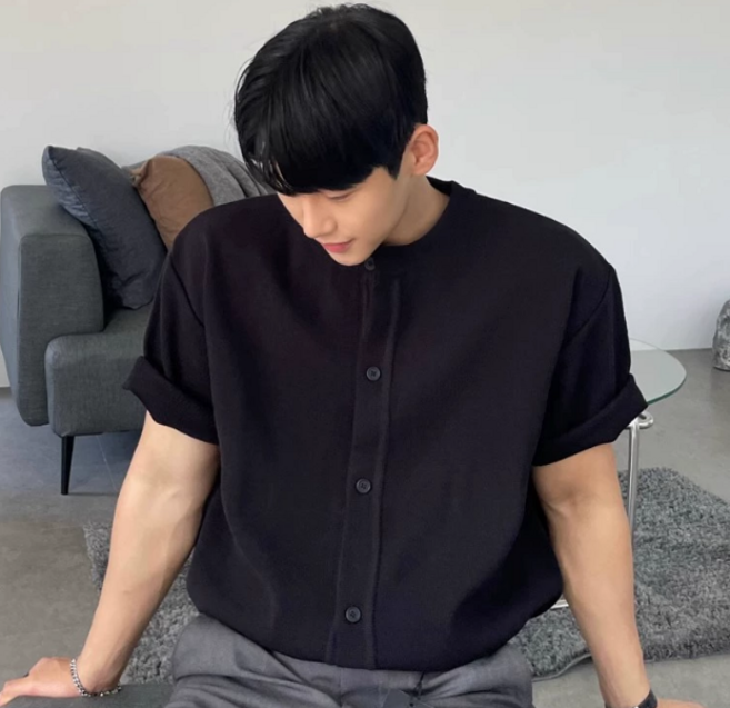 ANYOU 남자 반팔 니트 여름 루즈핏 캐주얼 트렌디한 무드의 솔리드 라운드 반팔 카디건 상의