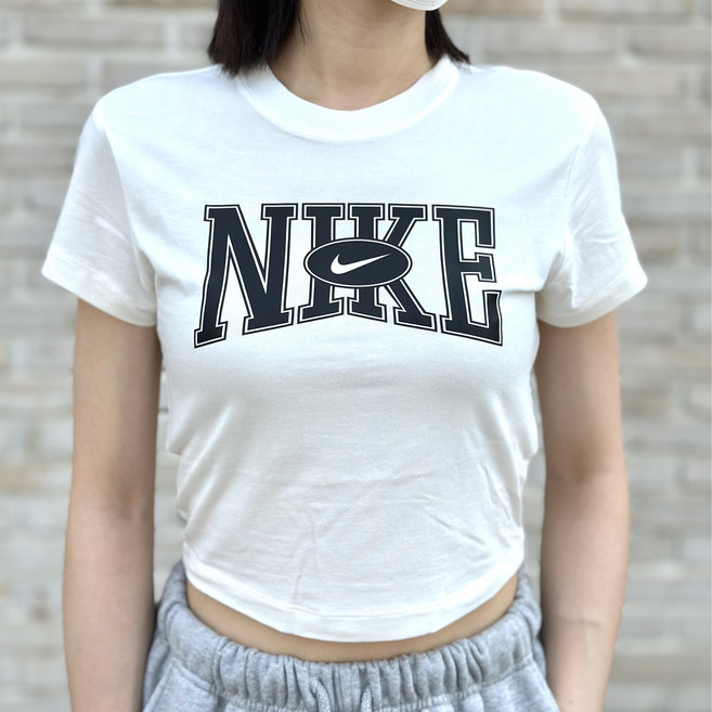 나이키 여성 반팔 티셔츠 크롭 슬림 핏 그래픽 로고 여름 시원한 면 반소매 티 아이보리