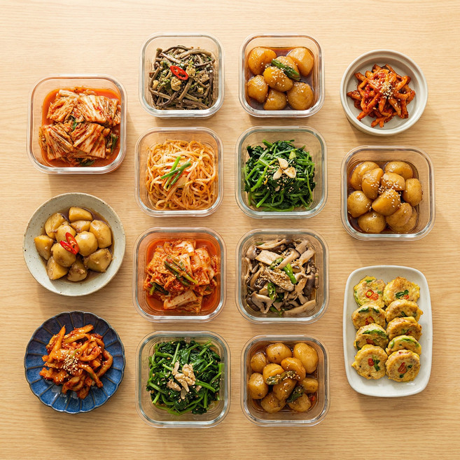 <매주 월요일 출발> 한 번 결제로 4주동안 받아보는 명품 한 상 정기배송 반찬, 1개, 2.5kg