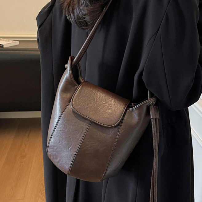 다나모인 빈티지 소프트 레더 크로스백