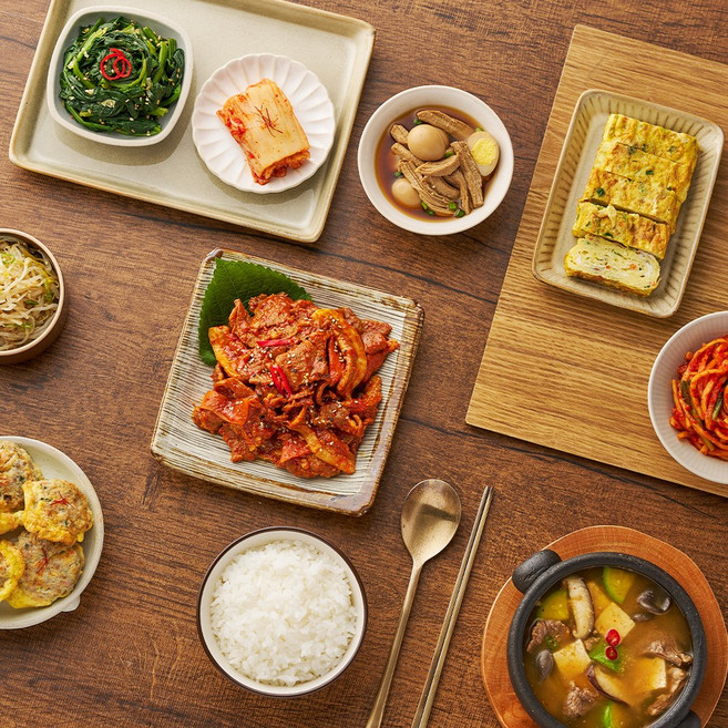 [여누반찬공방] 한상차림 수제 가정식 일주일 반찬 세트 9첩반상, 2.81kg, 1개