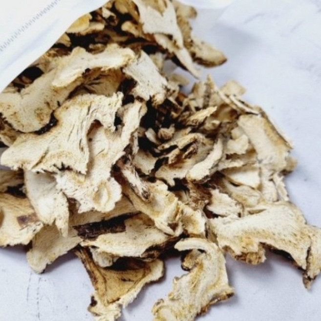 깊고 쌉쌀한맛 은은한 풍미 국내산 당귀뿌리 참당귀 말린 건조 당귀 건당귀, 1세트, 300g