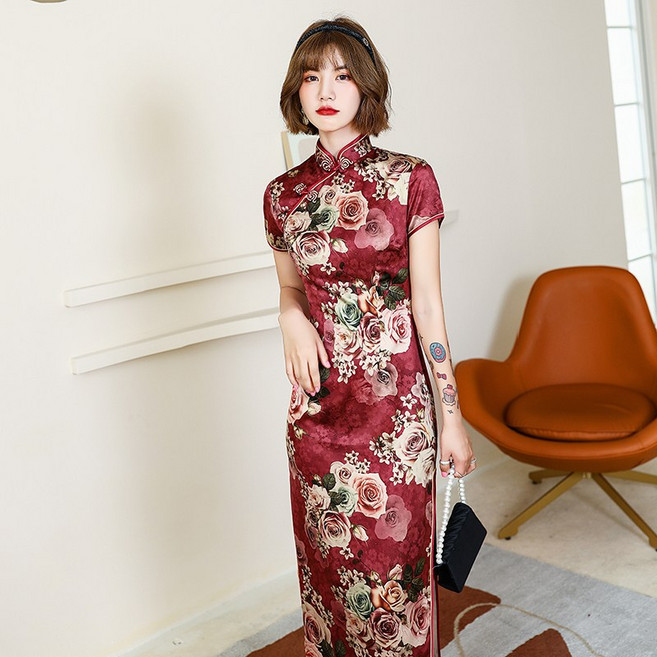 水水女人國 復古絲綢印花長旗袍 清新優雅洋裝 修身顯瘦 日常宴會表演穿搭 深紅色