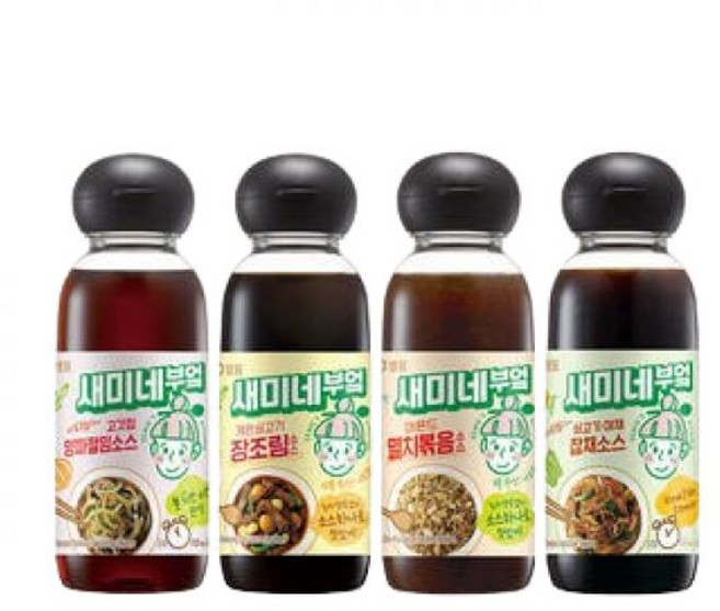 샘표 새미네부엌 반찬소스 300ml 4종(잡채 장조림 멸치볶음 양파절임) 1세트, 샘표 새미네부엌 반찬소스, 300ml, 4종(잡채 장조, 1개