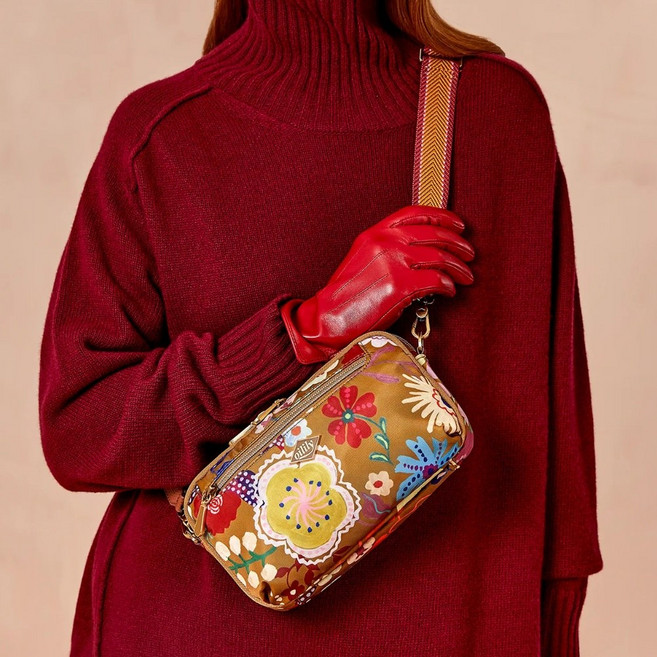 오일릴리 크로스백 서튼 숄더백 Sutton Shoulder 비스터