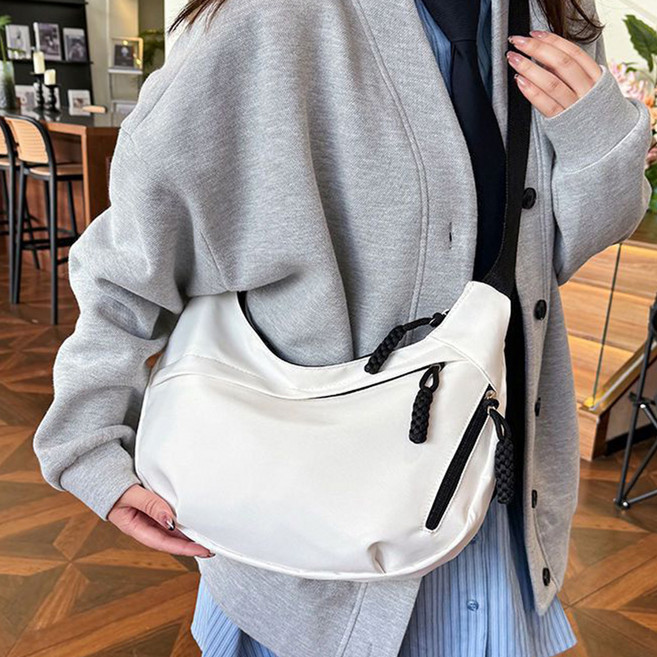 ZOZI 크로스백 대용량 에코백 남여공용 호보백 여행용 슬링백 가벼운 반달백 일상용 숄더백