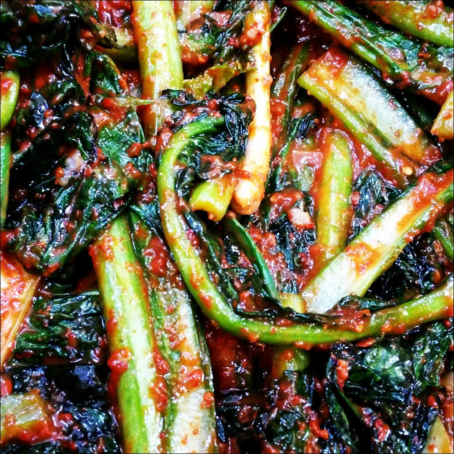 시골종가에서 담그는 갓김치 2kg/국산/판매자 상품보기에 다른 김치도 많습니다., 1개, 2kg