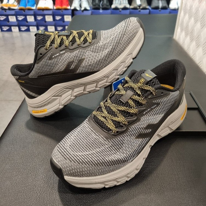 프로스펙스_UR23S311BK_에너젯311 에어테크 런닝화 힐서포트 패턴슈즈