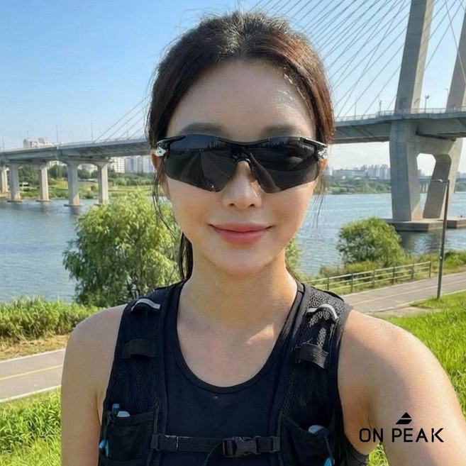 온피크 초경량 편광 러닝선글라스 UV400 자외선차단 TR90프레임 스포츠고글, 블랙 프레임 / 그레이, 편광렌즈 , P40, 1개