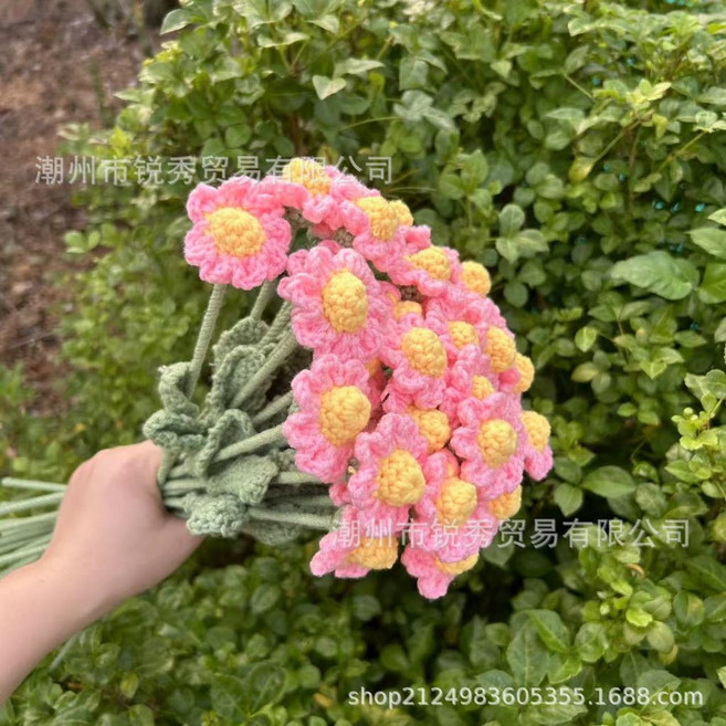 各式編織成品 康乃馨 玫瑰花 畢業花束 永生花 太陽花 畢業禮物 婚禮小物 向日葵花束, 26.粉小雛菊一隻 長約42CM