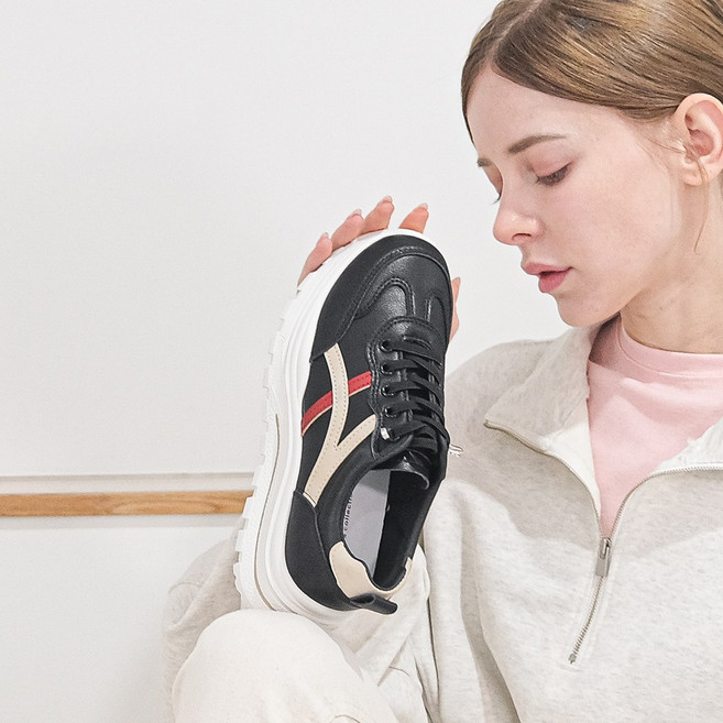 올리 리바이 키높이 쿠션 스니커즈 4cm 운동화