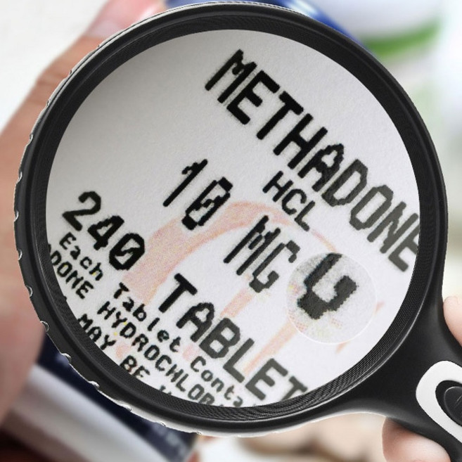 LED 돋보기 광학렌즈 선명한 고화질 노인 어르신 과학 책읽기 전자기기 돋보기 125mm, 1개