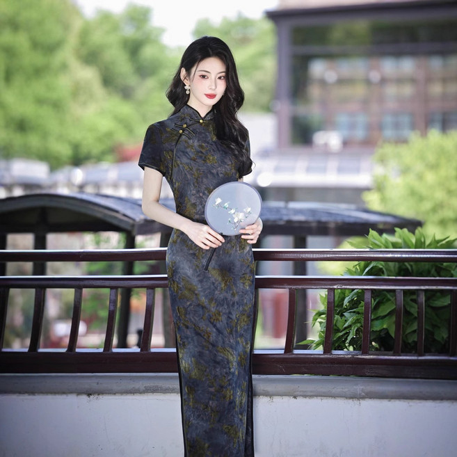 DFMEI 夏秋新款改良絨旗袍新中式大碼長款婚宴禮媽媽