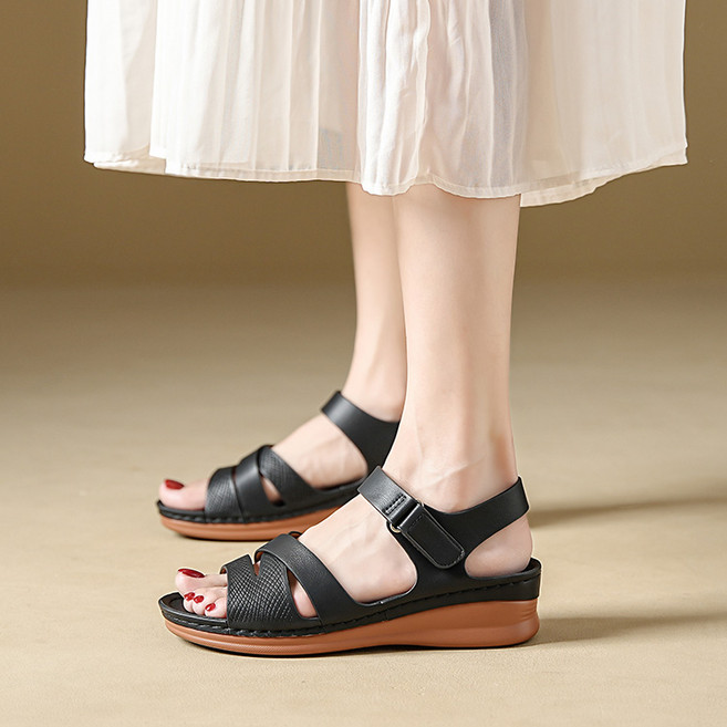 큰귀멍멍 여성 여름 경량 편안한 통굽 미끄럼방지 캐주얼 샌들