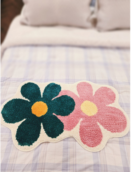 모던하우스 더블 플라워 터프팅 발매트, 컬러믹스(핑크 + 그린)