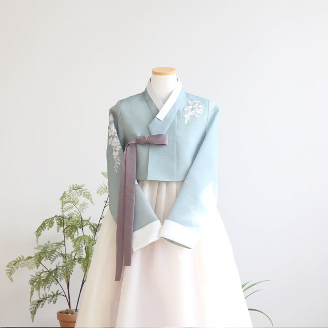 [화양연화] 하늘저고리아이보리치마 - 웨딩한복 신부한복 고급한복 맞춤 셀프스냅 한복 상하 세트(한벌)