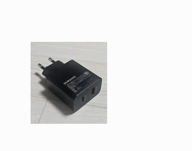 중고 삼성 35W 듀얼 포트 충전기 EP-TA220 본체만, 1개