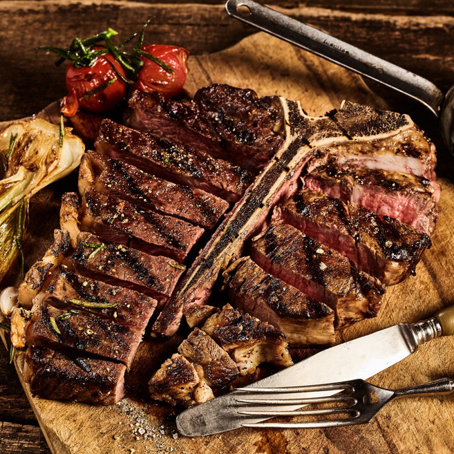 [캠핑음식] 한우 티본스테이크 캠핑고기 t본스테이크 마장동 안심 채끝 스테이크, 350g, 1개