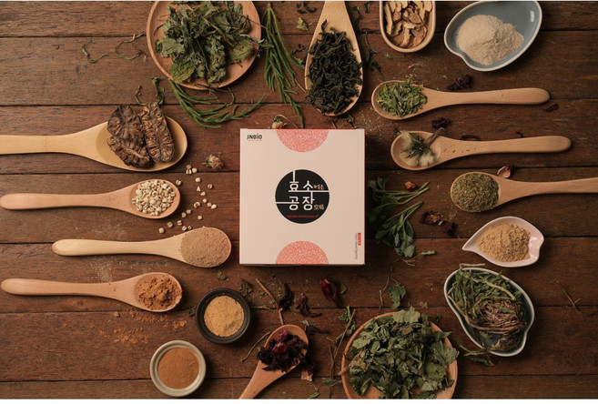 상쾌한 느낌 효소먹은공장 플러스 모링가 함초 레몬밤 콜레우스포스콜리 핑거루트 노니 6종효소 30포 150g 1박스