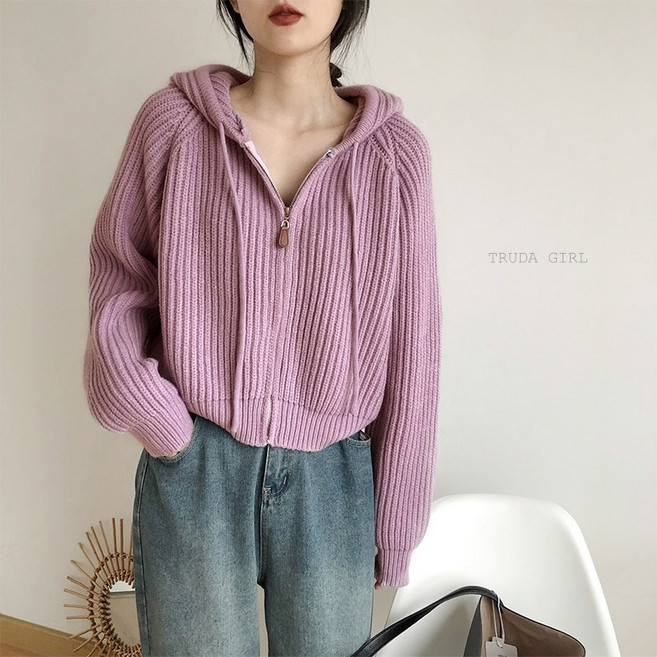 《杜達女孩》厚磅粗針皮標 連帽短版針織外套 女