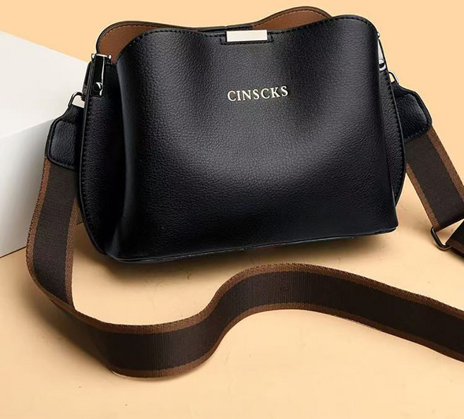 여성 가방 가죽 크로스백 대용량 데일리 숄더백