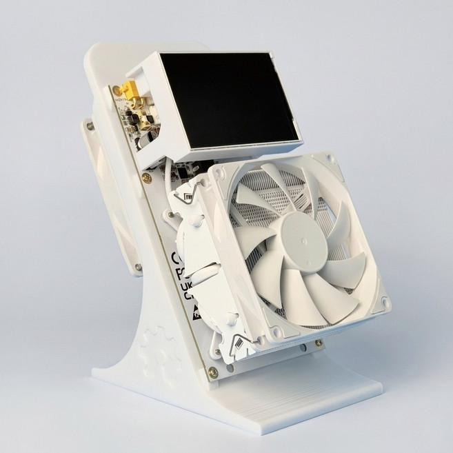 Bitaxe NerdQaxe++ 6.1TH/s Rev6.1 가정용 비트코인 채굴기 양면팬 화이트 100W, 화이트 - 해외배송 (약 2주 소요)