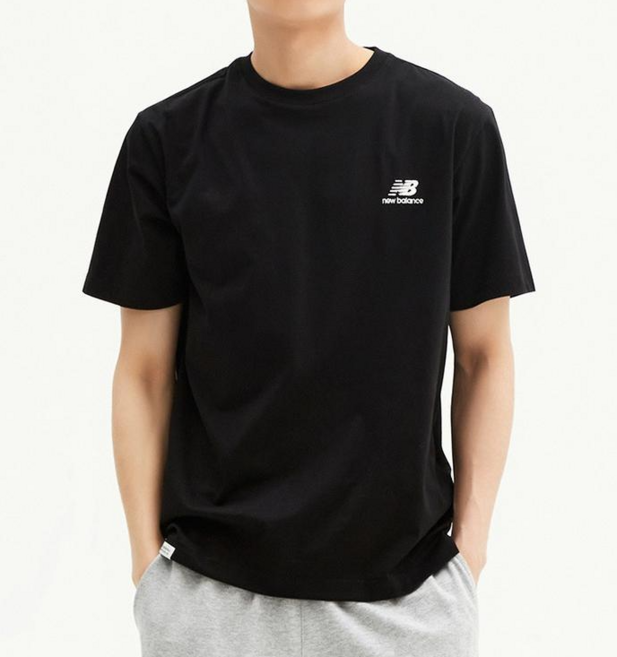 뉴발란스 UNI 스몰로고 남녀공용 반팔티 NBNEE21013 블랙