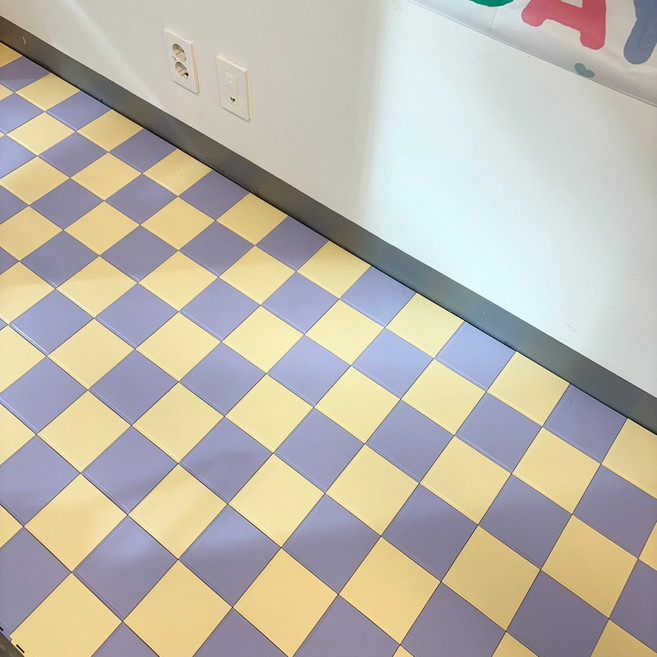 올웨이즈홈 조립식타일 마루 베란다 데크타일 바닥재 플라스틱 테라스 DIY 깔판 발판, 20개, 버터&보라