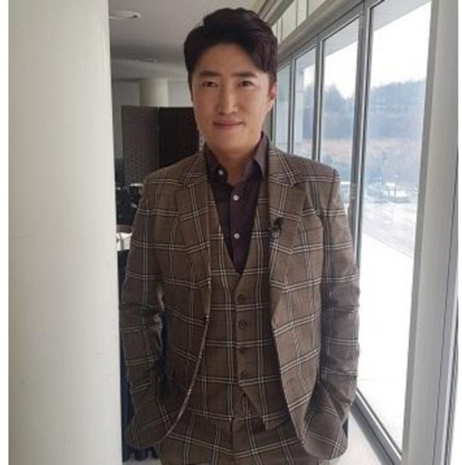 캐주얼정장 체크패턴 스타일 남성정장
