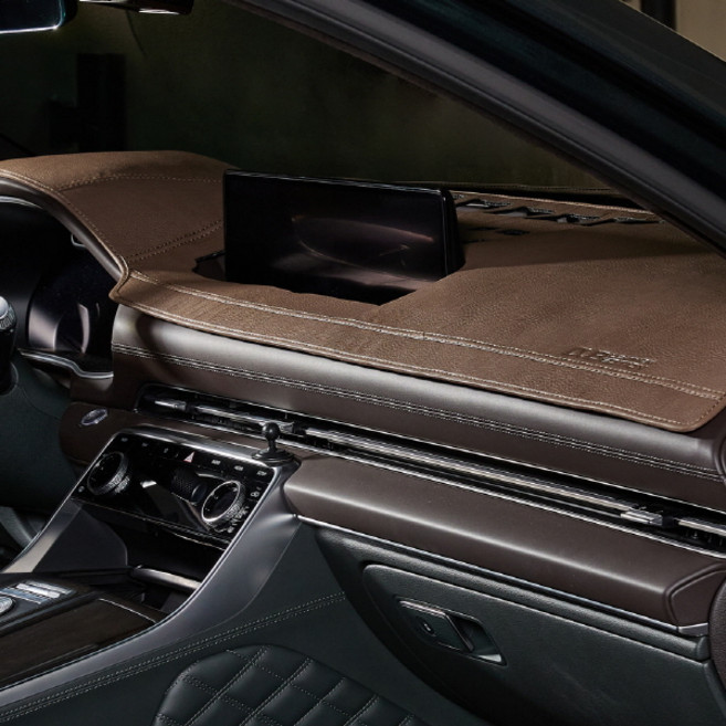 DUB 레더에디션 가죽 대쉬보드커버 링컨 네비게이터 4세대, 블랙, IM289 네비게이터 4세대 HUD유 센터유