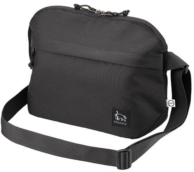 HAKUBA CHULULU RENU SHOULDER BAG M斜背包 輕巧耐用 多隔層設計 可調節肩帶 時尚百搭, 黑色
