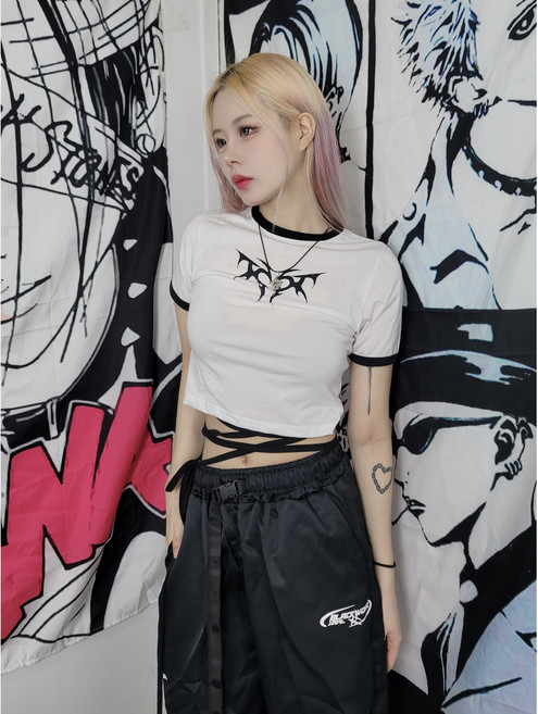 [3color] 하트 트라이벌 X끈 크롭 반팔T