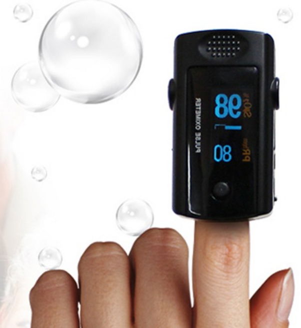 초이스 의료용 산소포화도 측정기 핑거형 옥시미터 맥박 MD300CF3, 1개