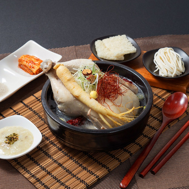 참프레 보양식 바른삼계탕 900g 1팩, 3개