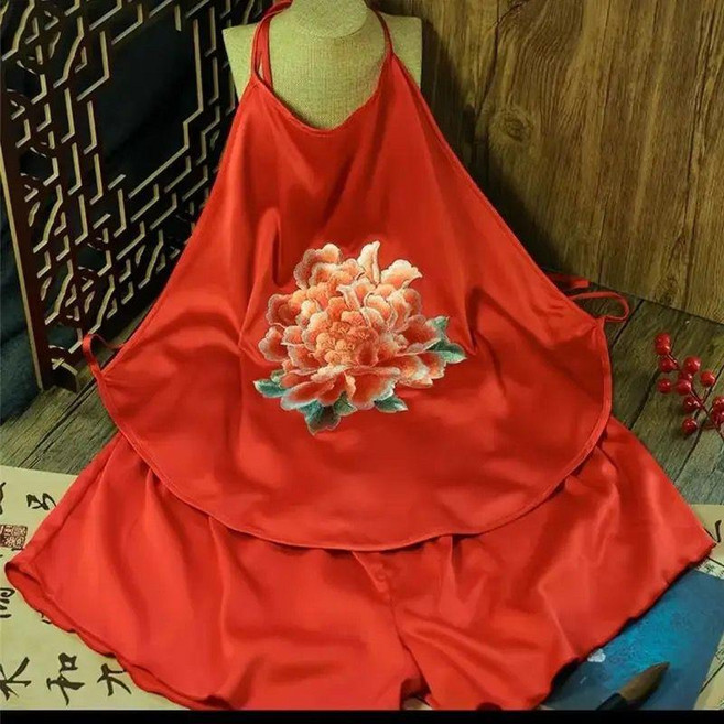 超值 大碼200斤蘇繡睡衣女夏季薄款吊帶背心短褲套裝家居服刺繡肚兜女 副廠商品